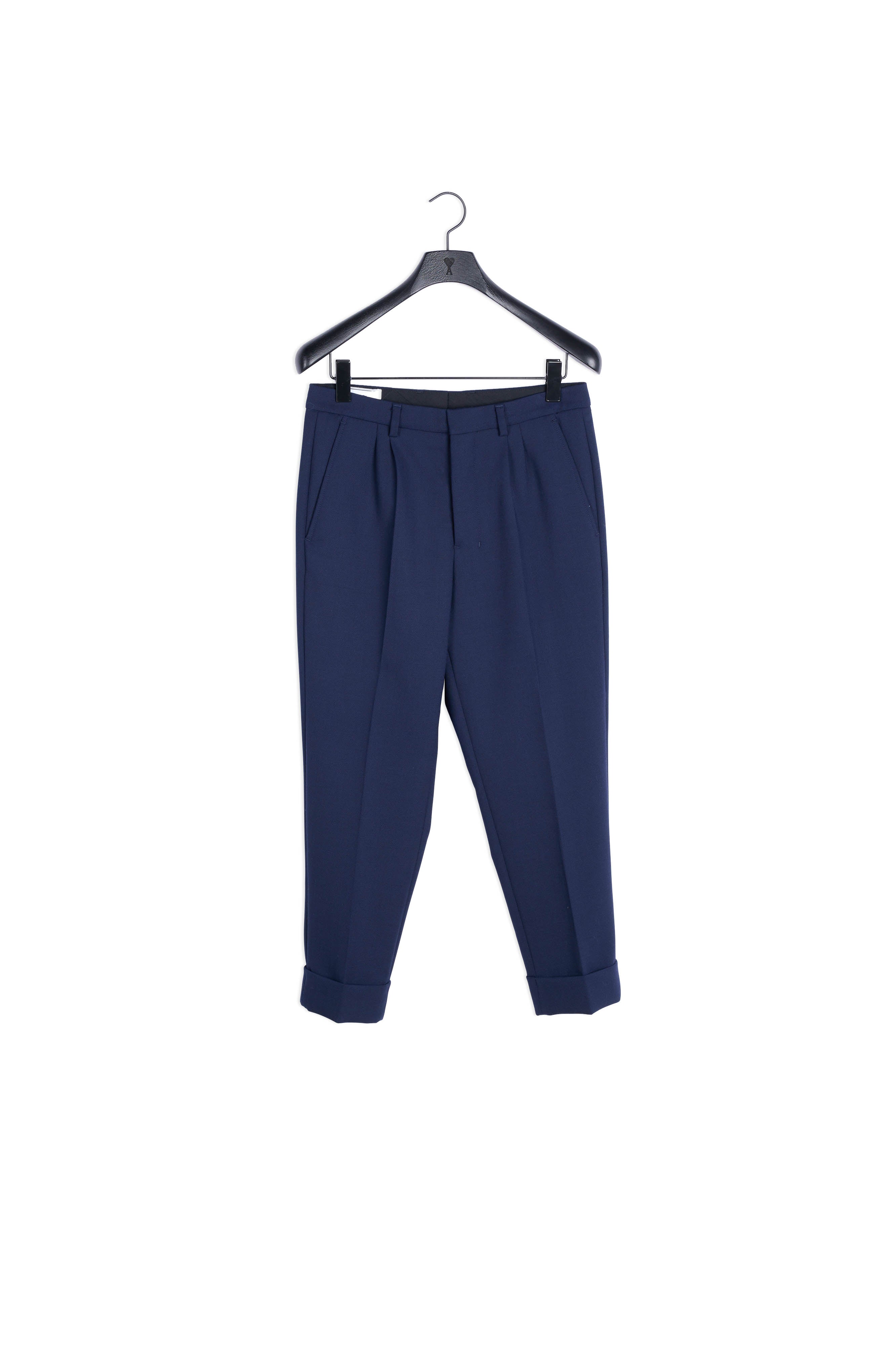 Pantalon Carotte A Plis Faume - seconde main