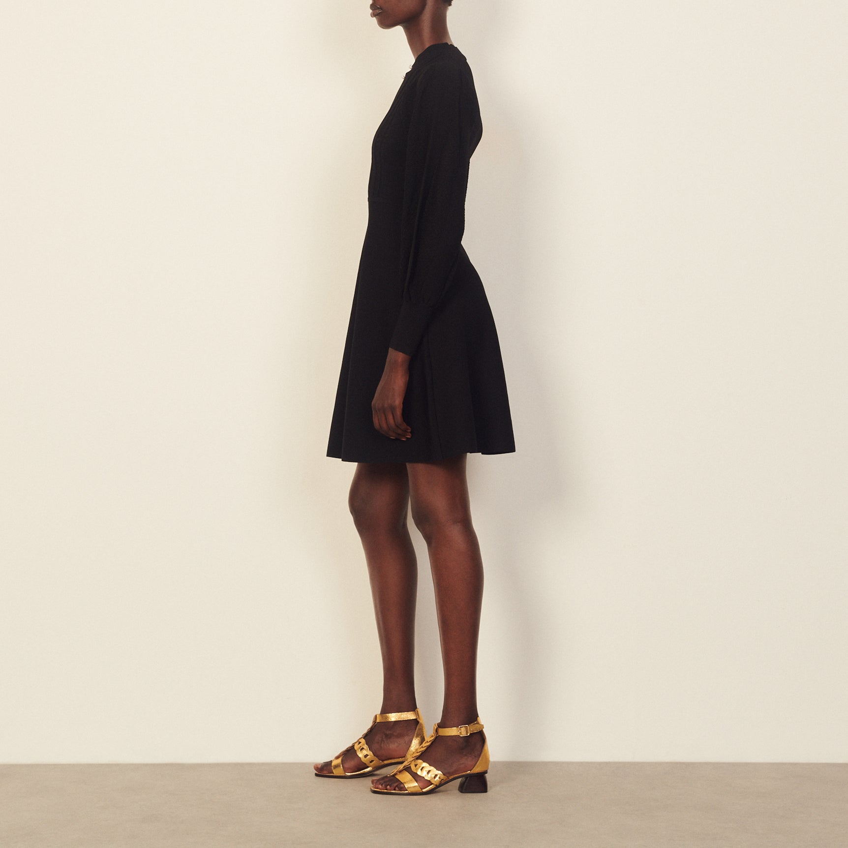 ROBE Noir Faume - seconde main