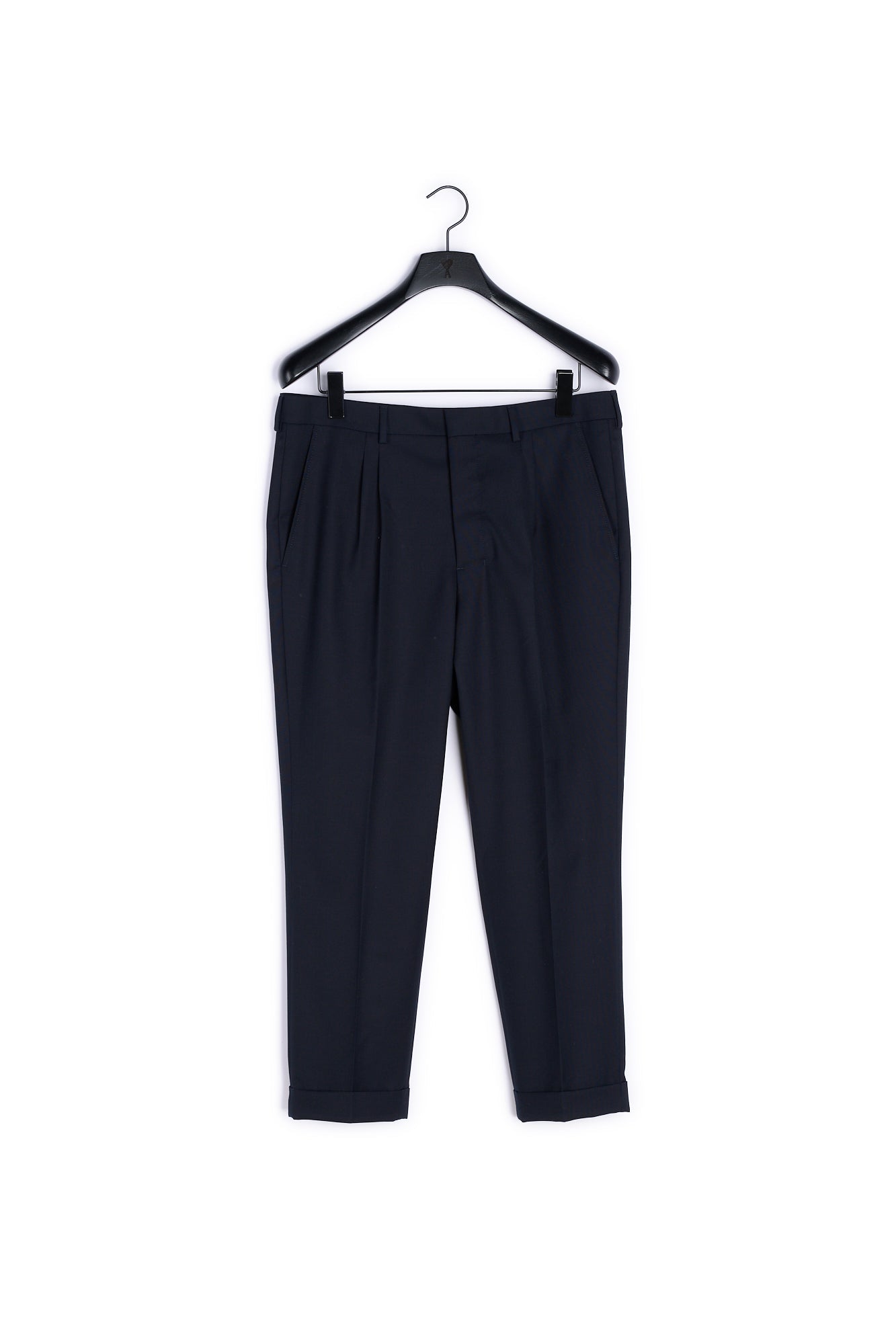 Pantalon Carotte À Plis Faume - seconde main