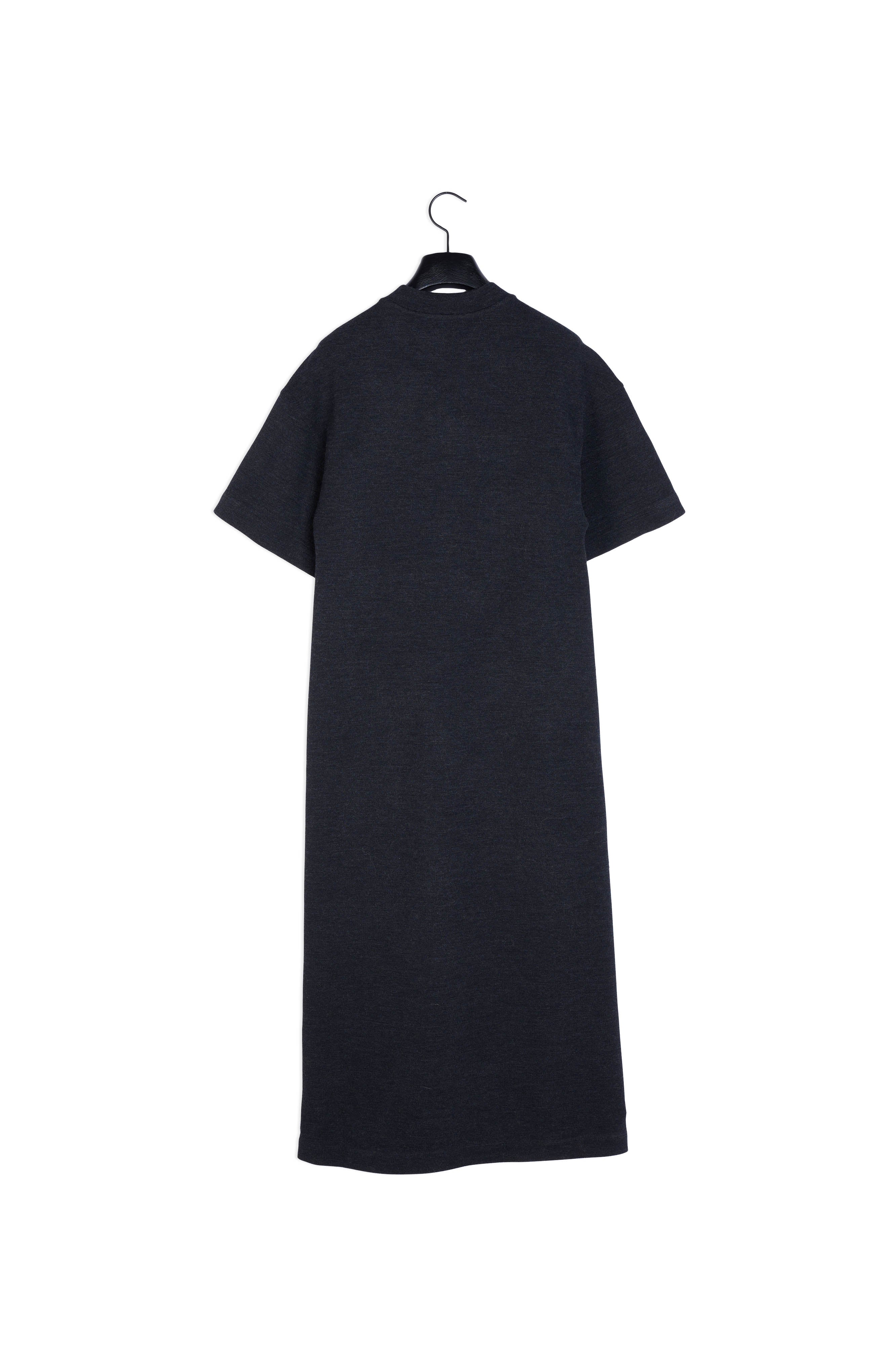 Robe Noire Faume - seconde main