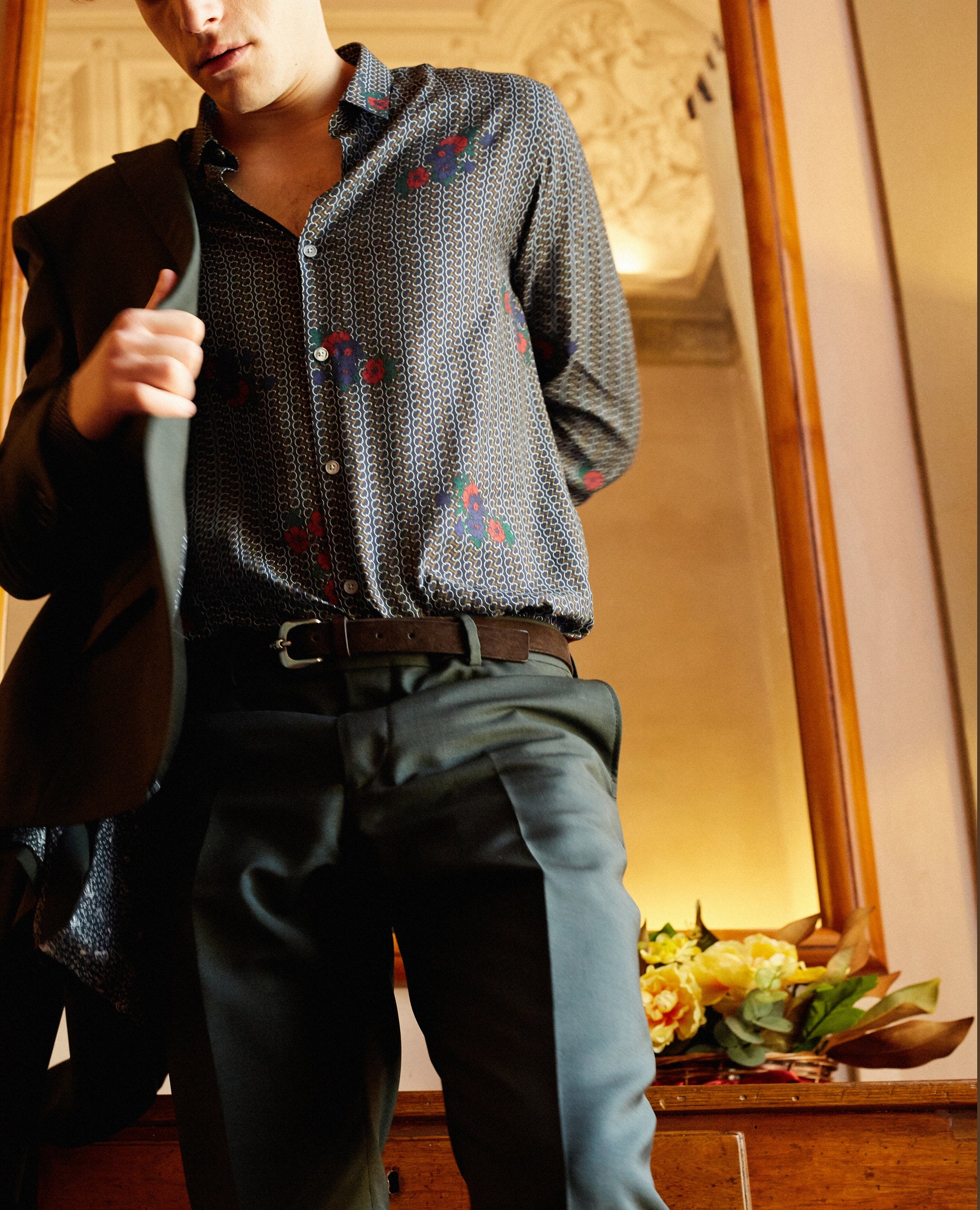 Chemise grise imprimée fleurie Faume - seconde main