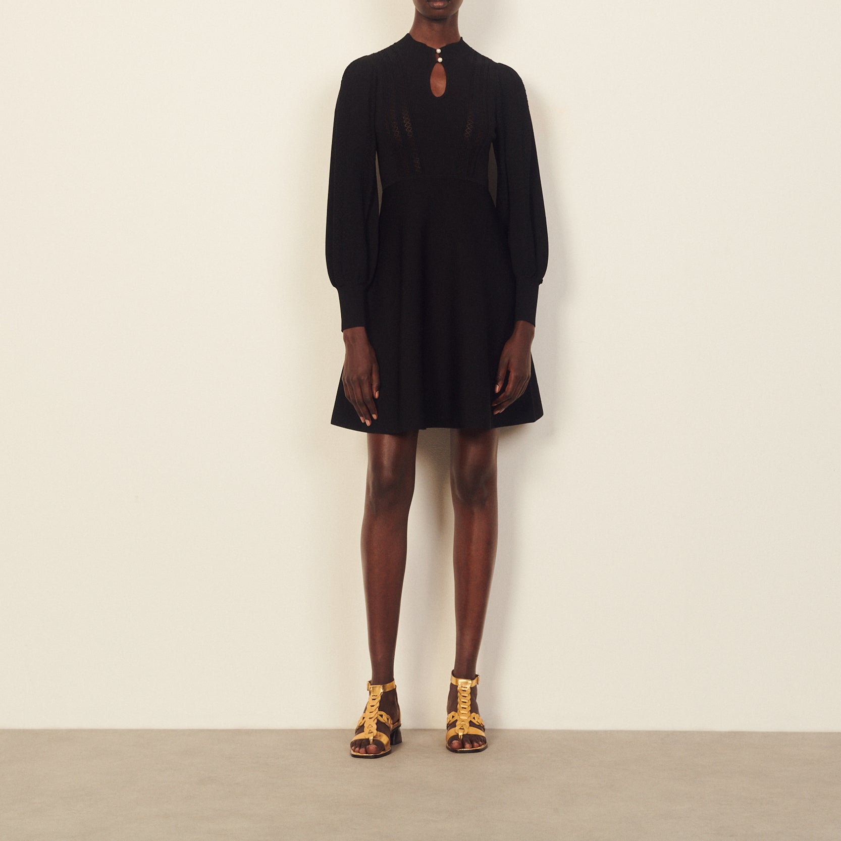 ROBE Noir Faume - seconde main