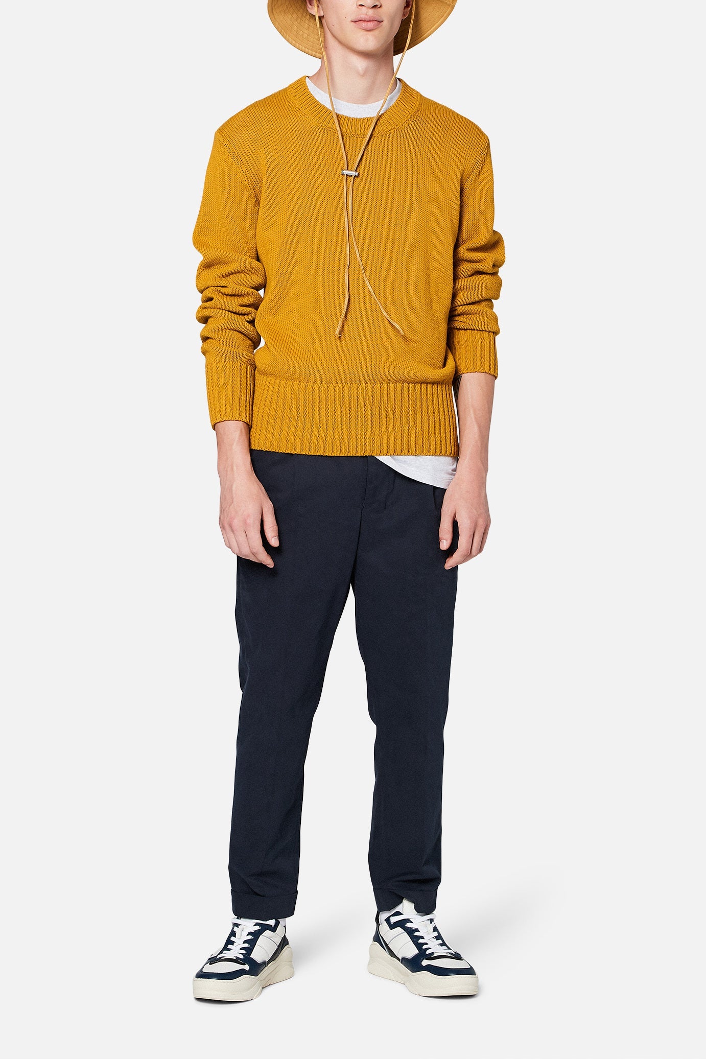 Pantalon Carotte A Plis Faume - seconde main