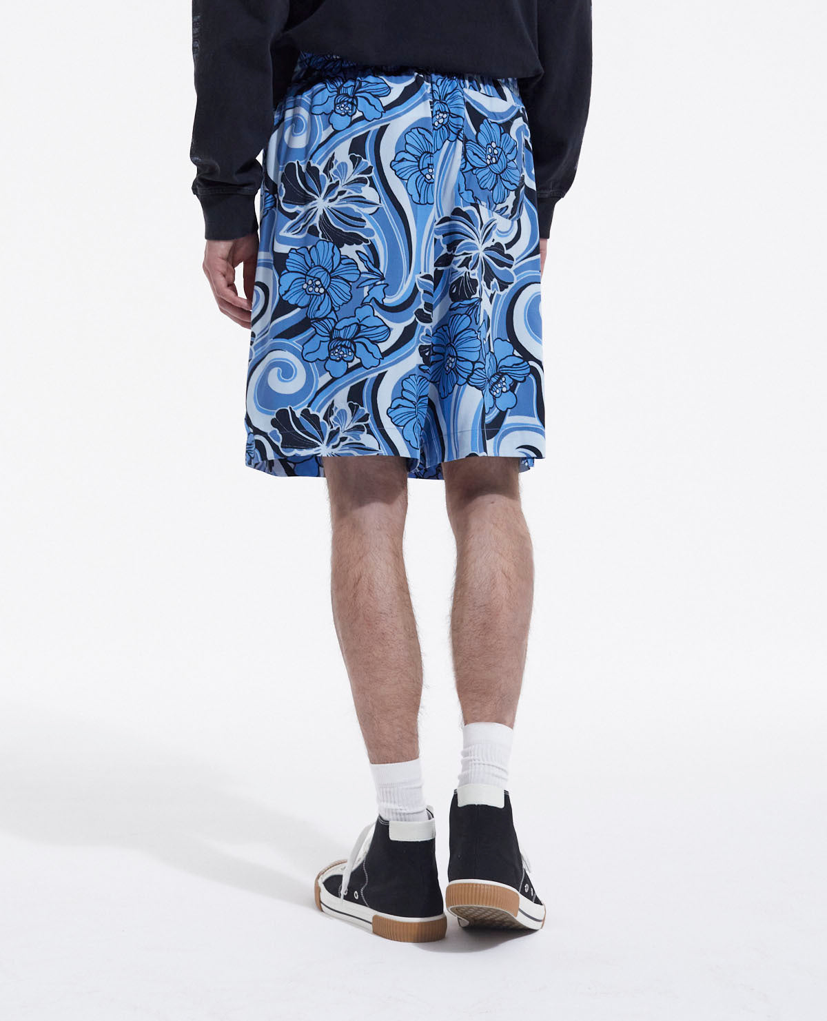 Short bleu imprimé psychédélique fluide Faume - seconde main